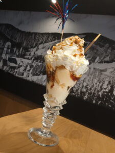 Photo d'une Coupe de glace gourmande